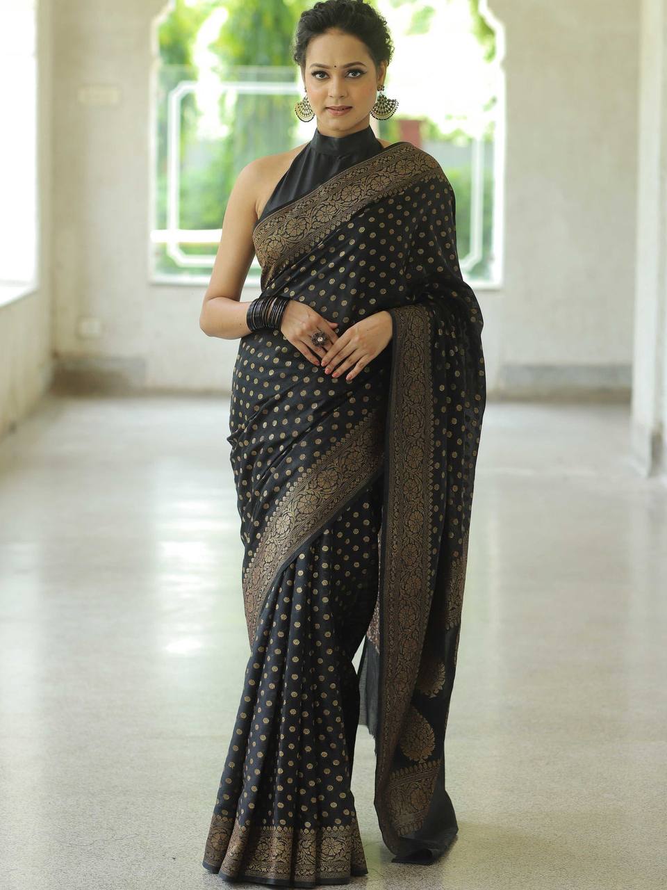 BEAUTIFUL RICH PALLU & JACQUARD WORK ON ALL OVER THE SAREE