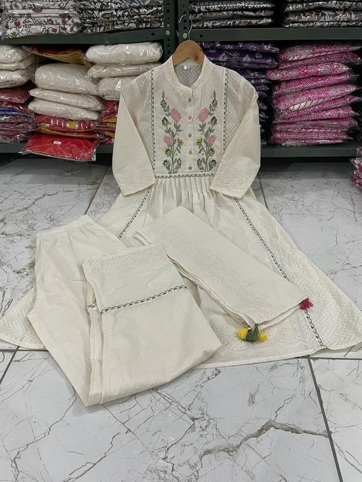 PANCHI | Cotton chikankari embroidered kurta with pants and stall dupatta will make you look the best