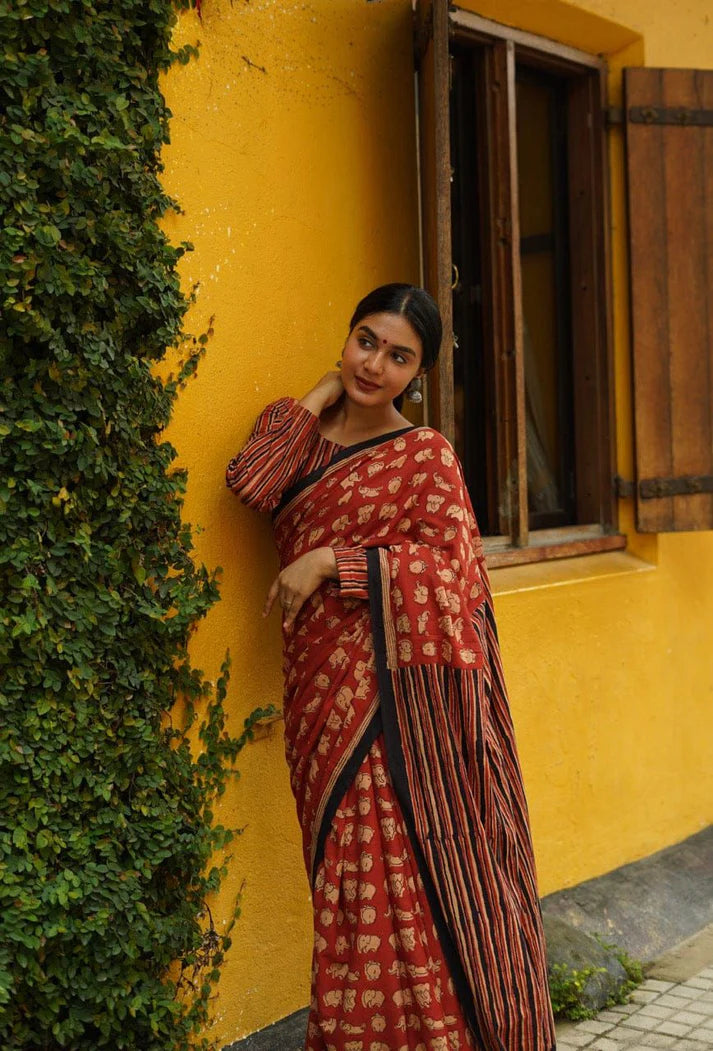 Pure Chanderi Saree With Golden Zari Piping border with beautiful latkan