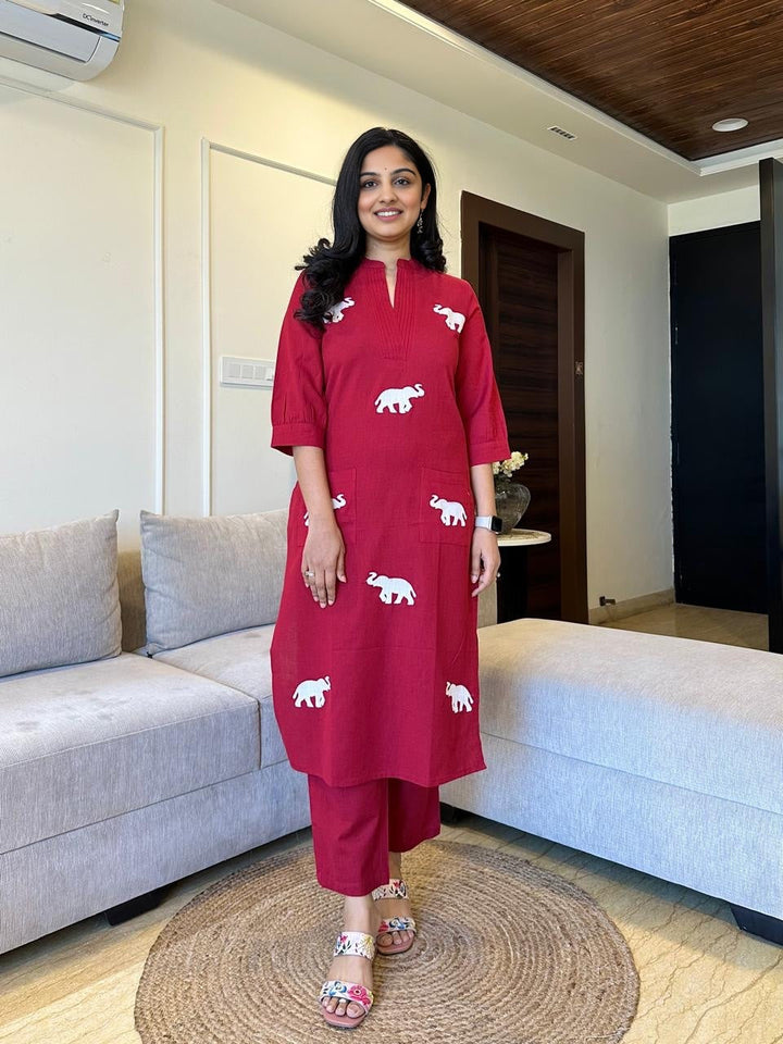 Elephant embroidered cotton pant set